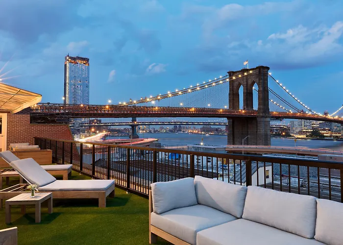 33 , New York City, Seaport